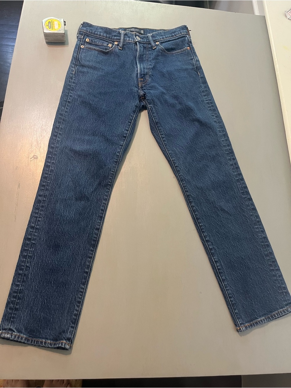 Abercrombie & Fitch Men's Dark Blue Cotton Straight Jeans 30W x 32L